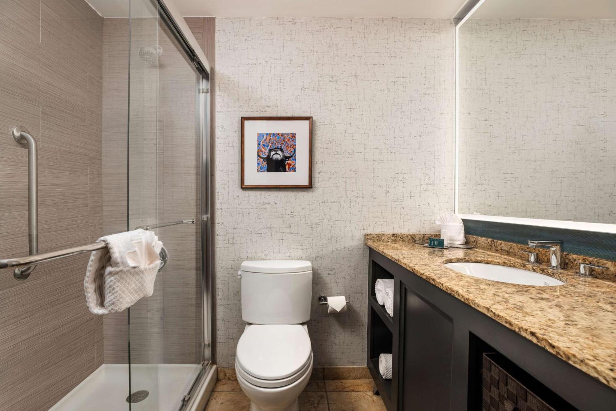 Penthouse Suite,1697844874:JPEG